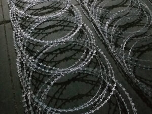 flat-wrap_razor_wire